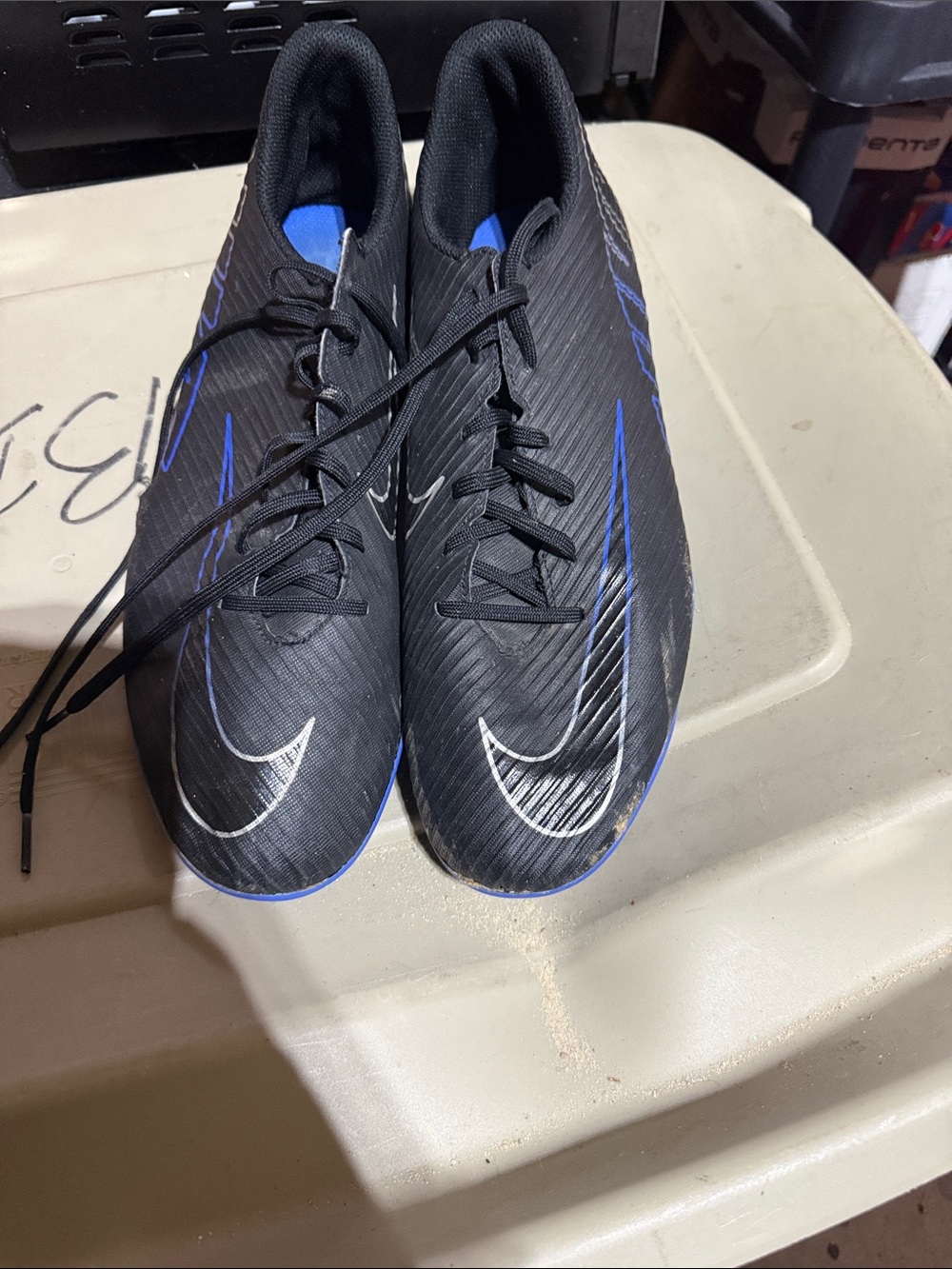 Nike Men's Black and Blue Soccer Cleats - Streamlined Performance